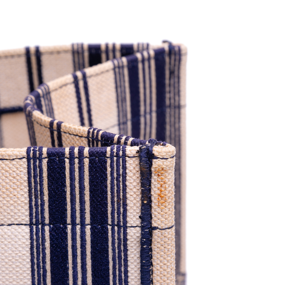 Pre-Loved Dior Large Canvas Striped Book Tote - Picture 7 of 11